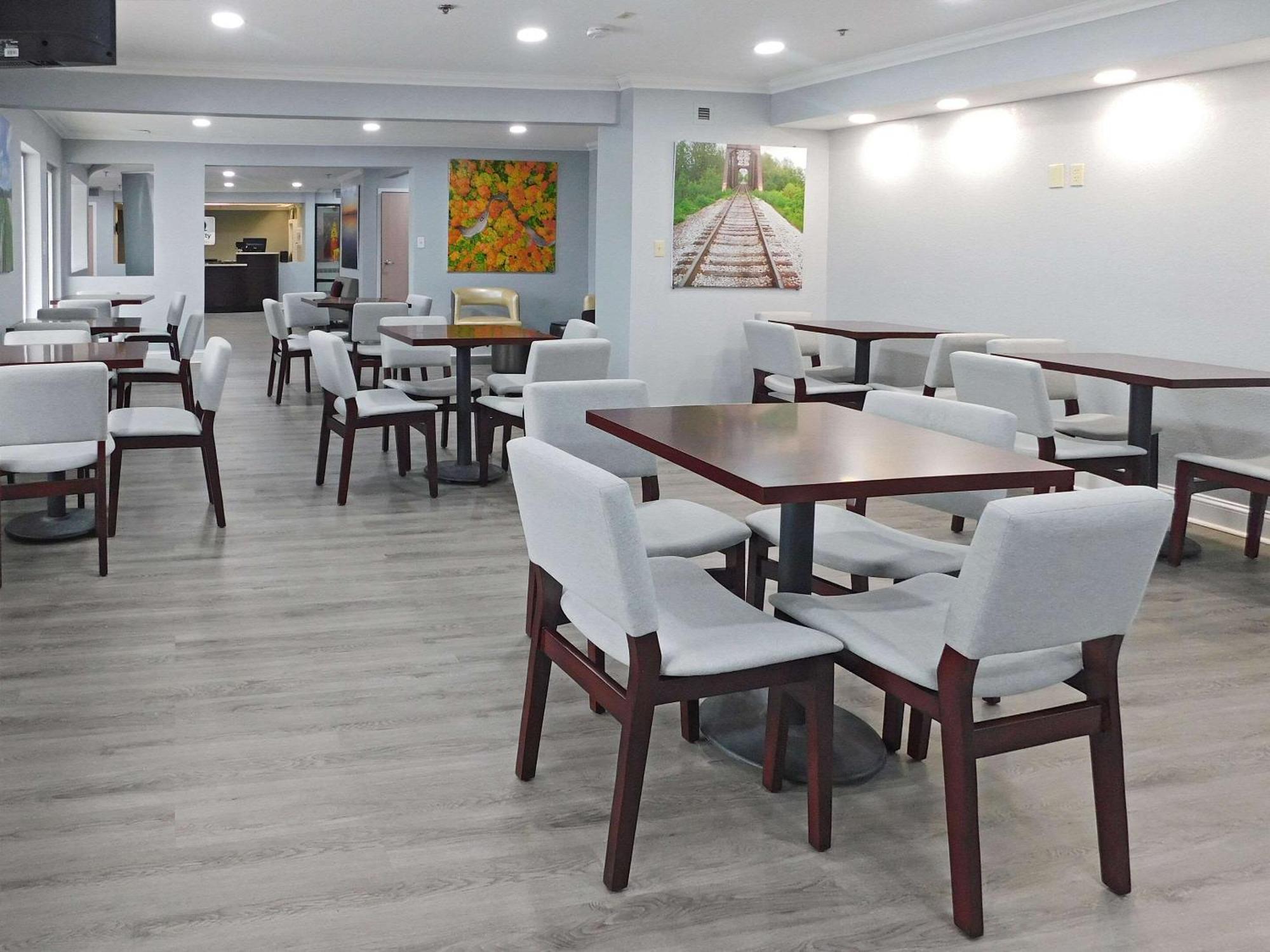 Quality Inn Colchester - Burlington Zewnętrze zdjęcie