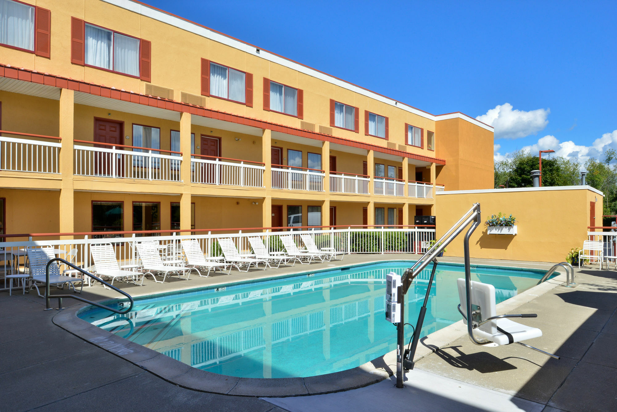 Quality Inn Colchester - Burlington Zewnętrze zdjęcie